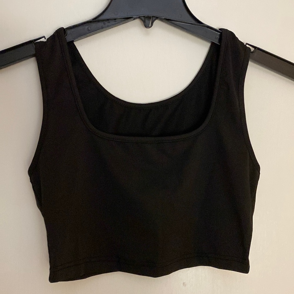 Black crop top